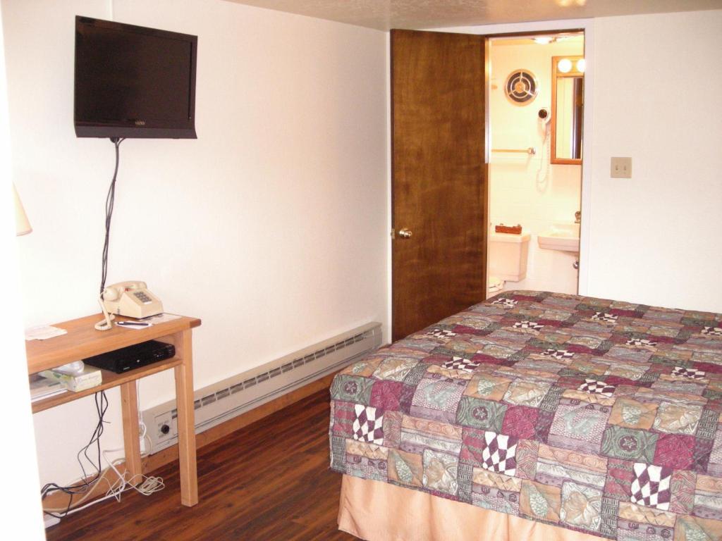 Falls Motel Thompson Falls Pokój zdjęcie